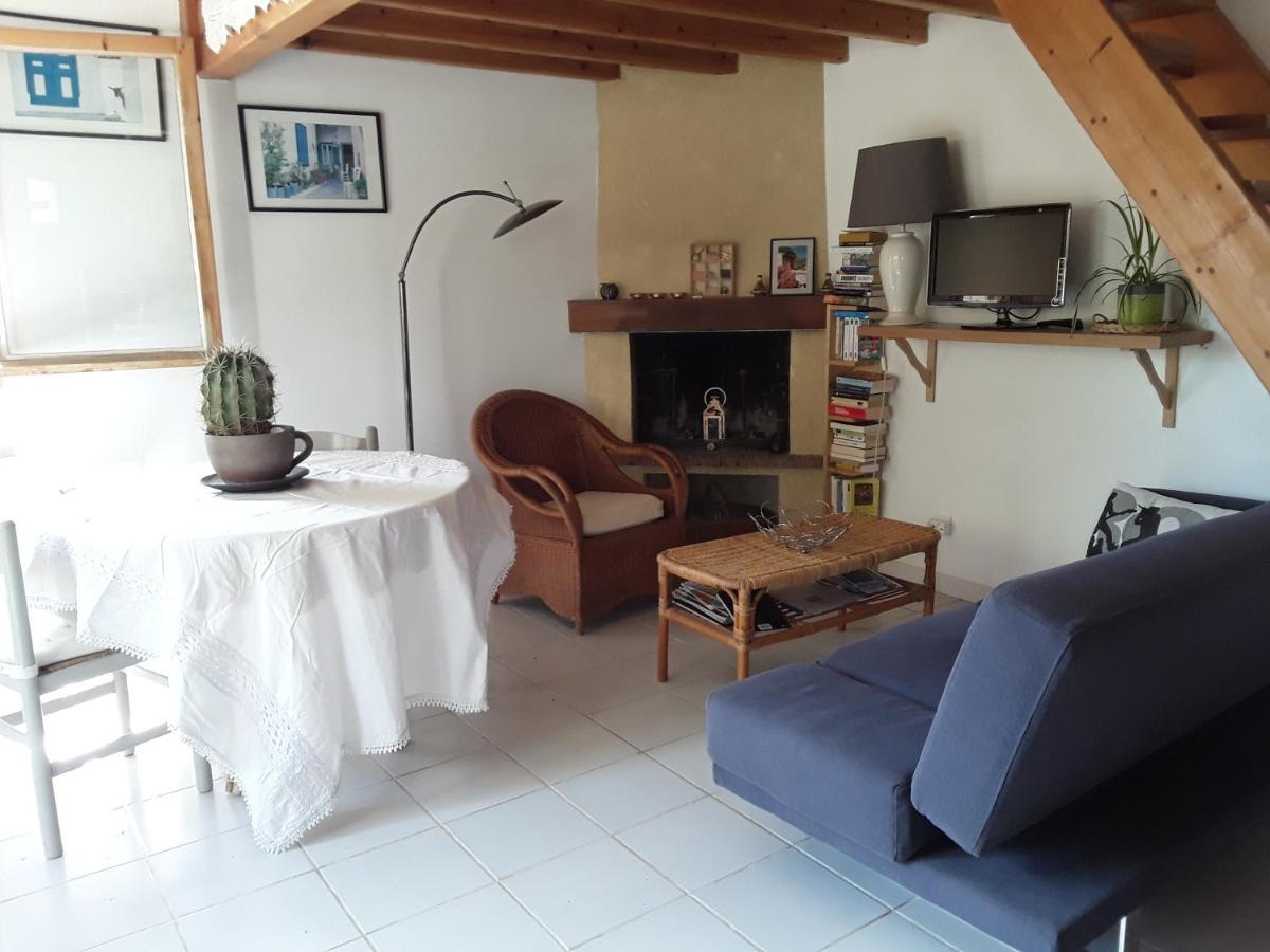 La Petite Maison Vaugines Ngoại thất bức ảnh